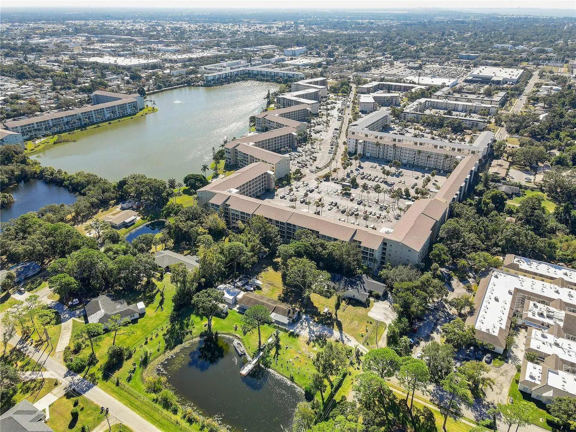 3650 Lake Bayshore Drive Bradenton FL 34205