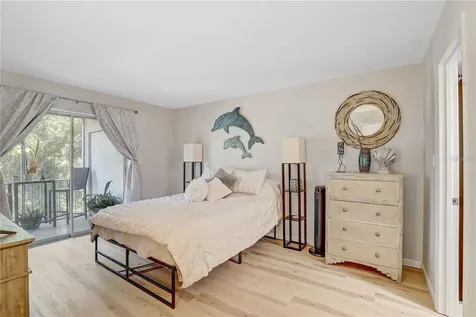 3650 Lake Bayshore Drive Bradenton FL 34205