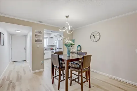 3650 Lake Bayshore Drive Bradenton FL 34205
