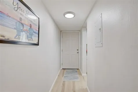3650 Lake Bayshore Drive Bradenton FL 34205