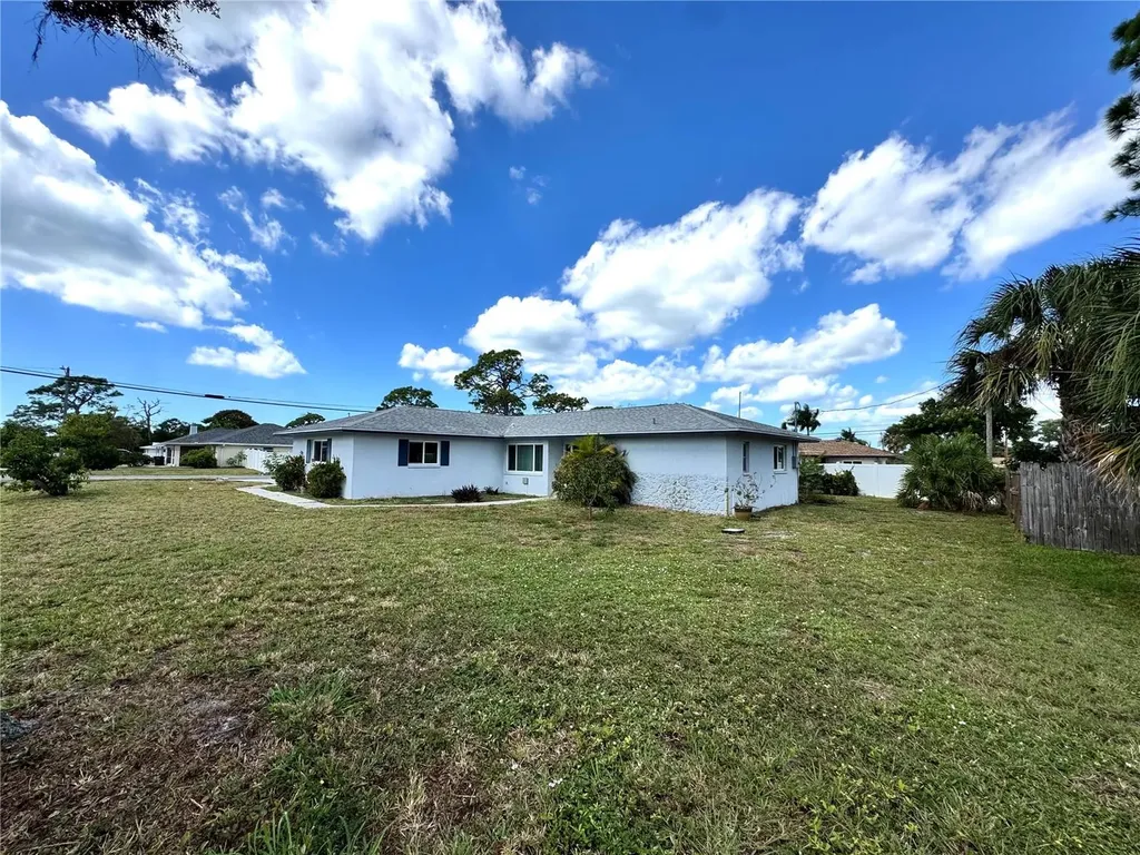 1048 Porpoise Road Venice FL 34293