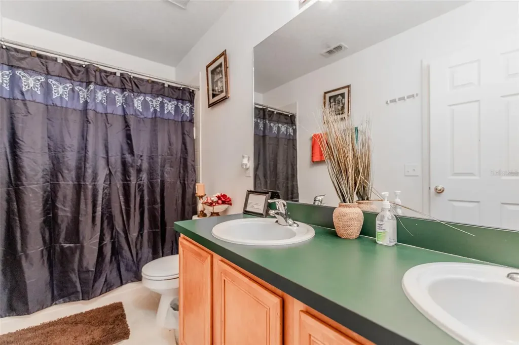5404 Crepe Myrtle Circle Kissimmee FL 34758
