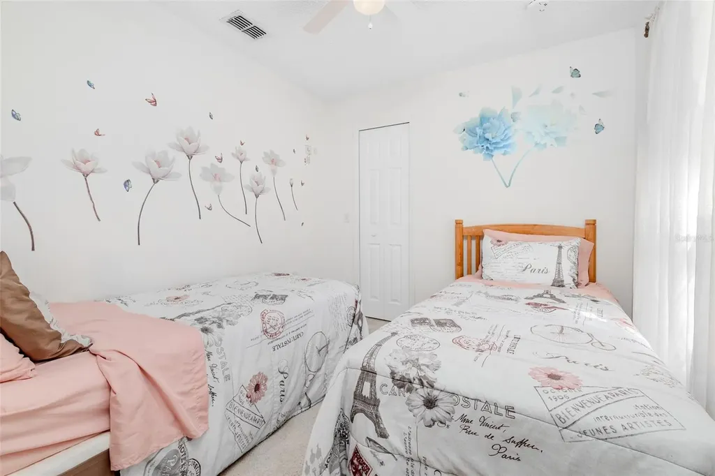 5404 Crepe Myrtle Circle Kissimmee FL 34758