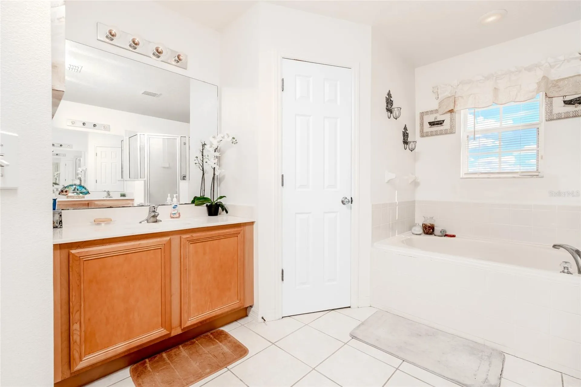 5404 Crepe Myrtle Circle Kissimmee FL 34758