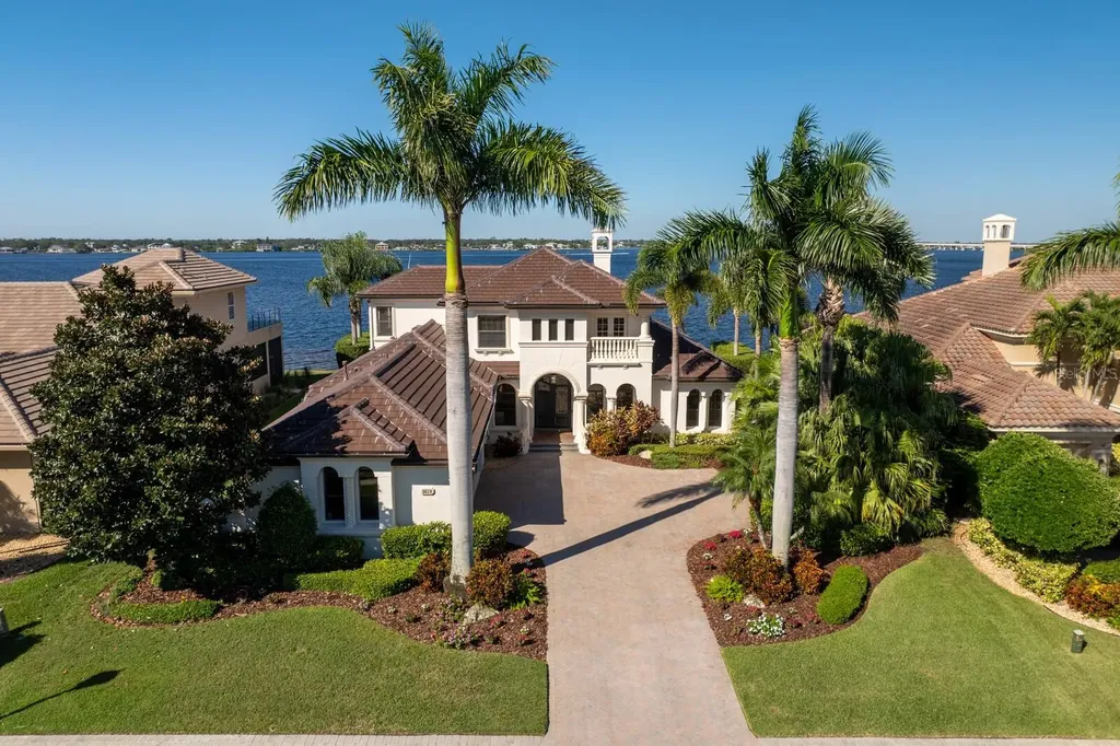 3619 Hawk Island Drive Bradenton FL 34208
