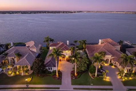 3619 Hawk Island Drive Bradenton FL 34208