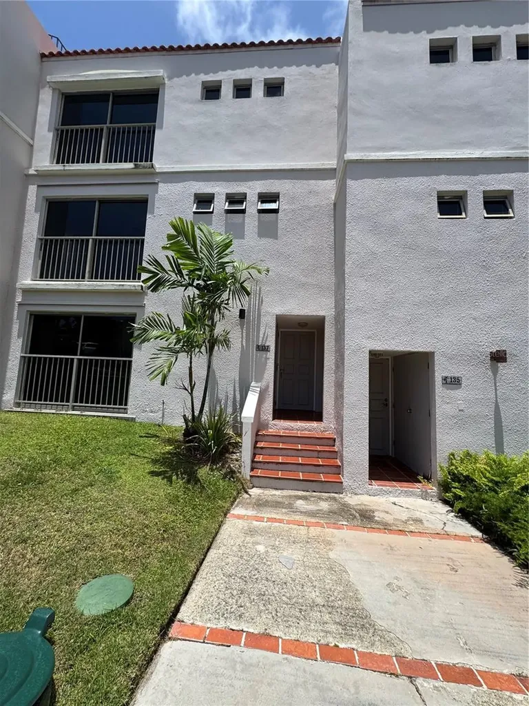 137 Haciendas De Palmas Del Mar Humacao PR 00791