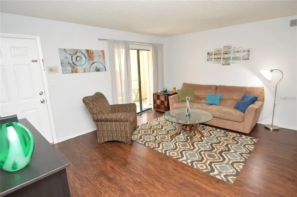 8718 Mallard Reserve Drive Tampa FL 33614