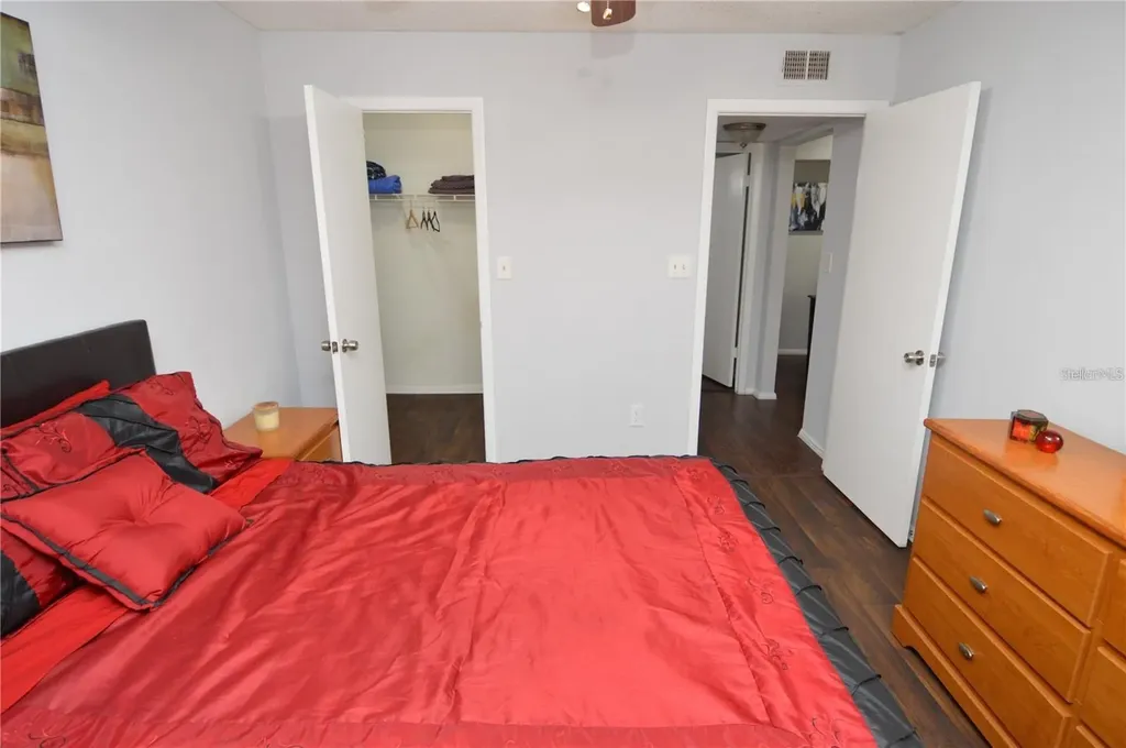 8718 Mallard Reserve Drive Tampa FL 33614