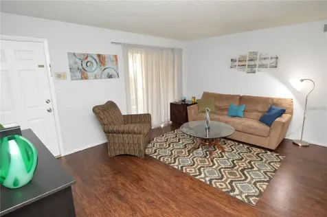 8718 Mallard Reserve Drive Tampa FL 33614