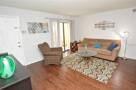 8718 Mallard Reserve Drive Tampa FL 33614