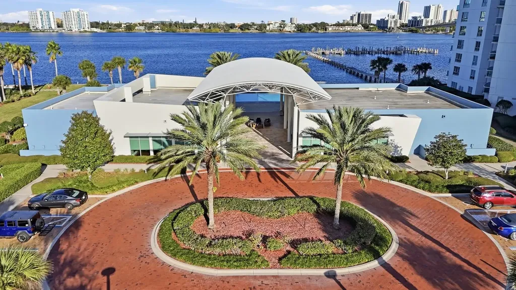 231 Riverside Drive Holly Hill FL 32117