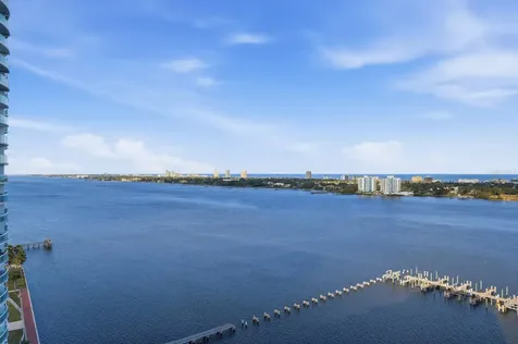 231 Riverside Drive Holly Hill FL 32117