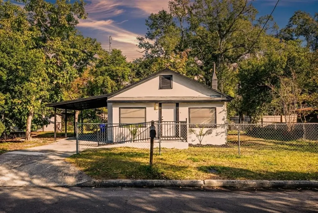 1041 Anderson Avenue Lakeland FL 33805