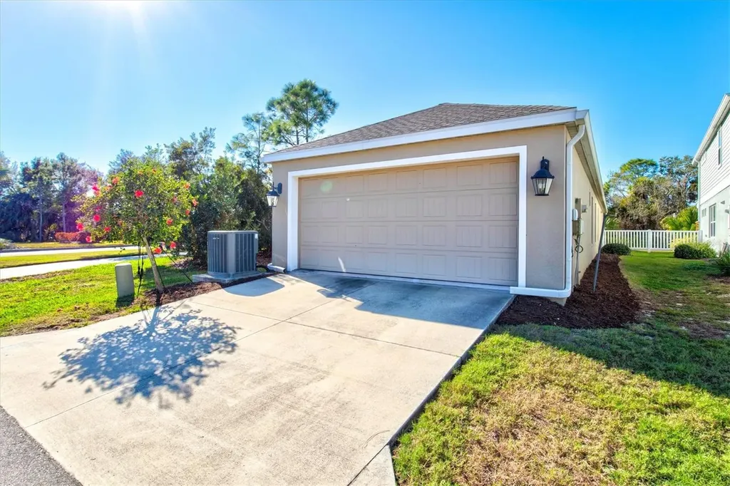 12734 Shimmering Oak Circle Venice FL 34293