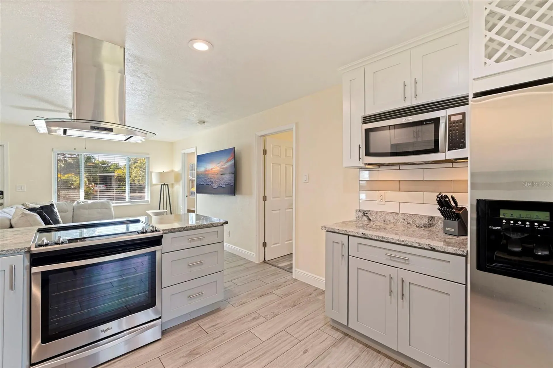 8011 26th Avenue N St Petersburg FL 33710