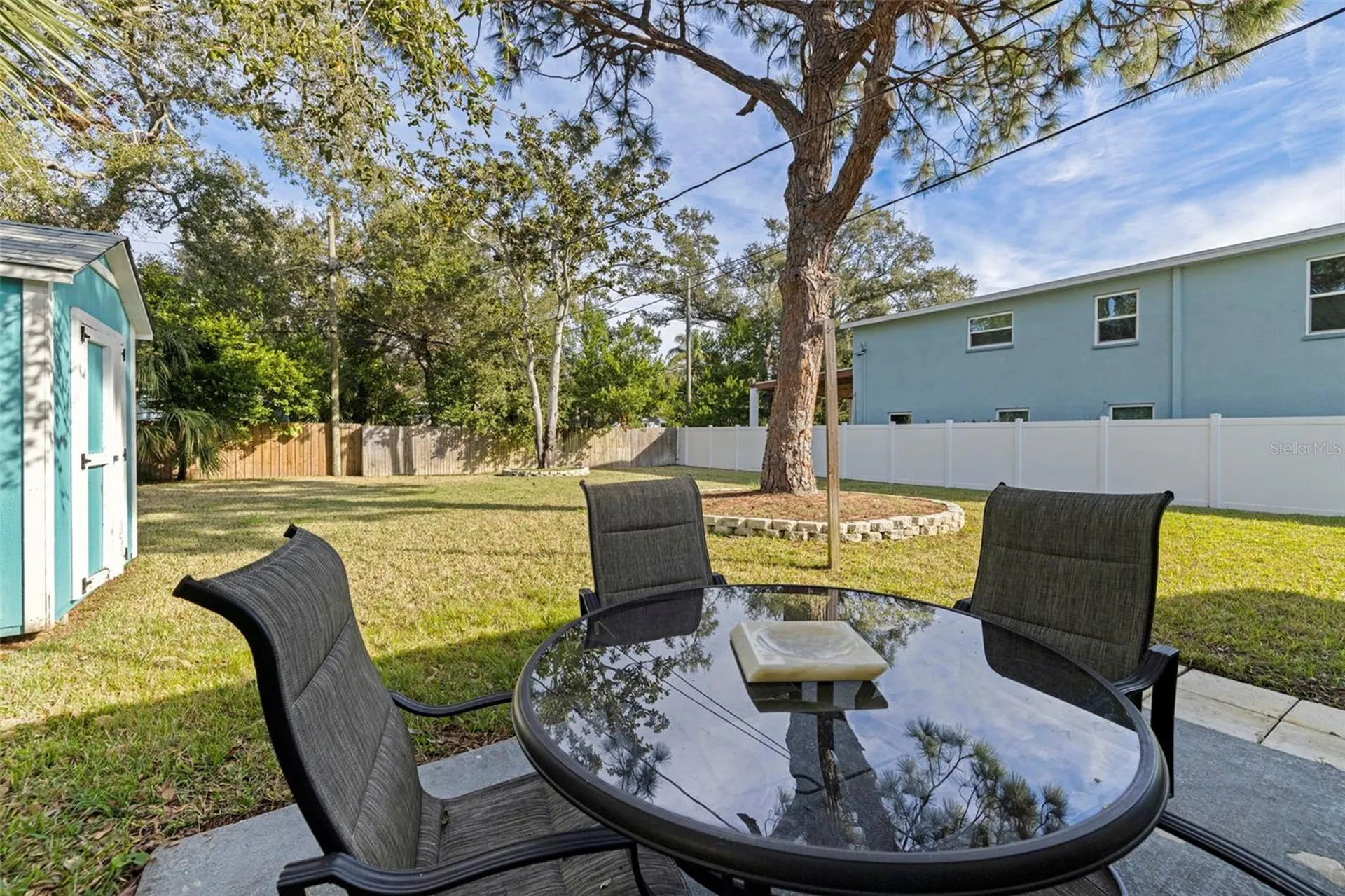 8011 26th Avenue N St Petersburg FL 33710