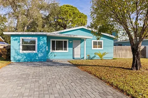 8011 26th Avenue N St Petersburg FL 33710