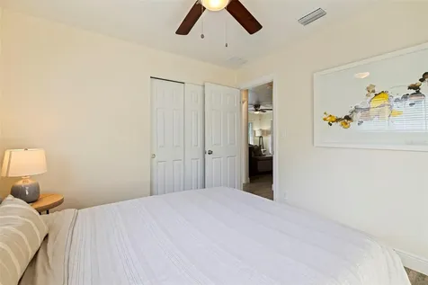 8011 26th Avenue N St Petersburg FL 33710