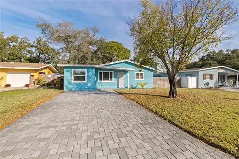 8011 26th Avenue N St Petersburg FL 33710