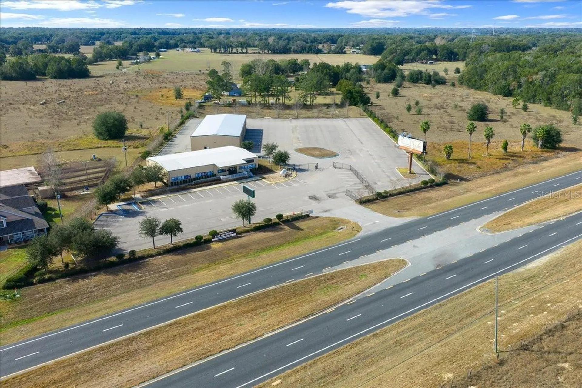 13866 S Us Highway 441 Highway Summerfield FL 34491