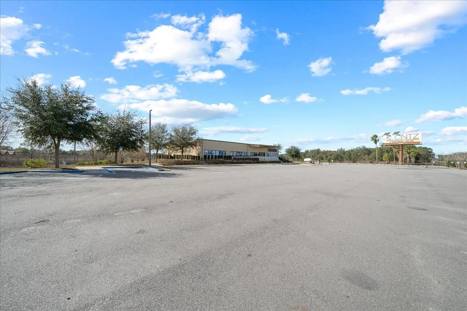 13866 S Us Highway 441 Highway Summerfield FL 34491