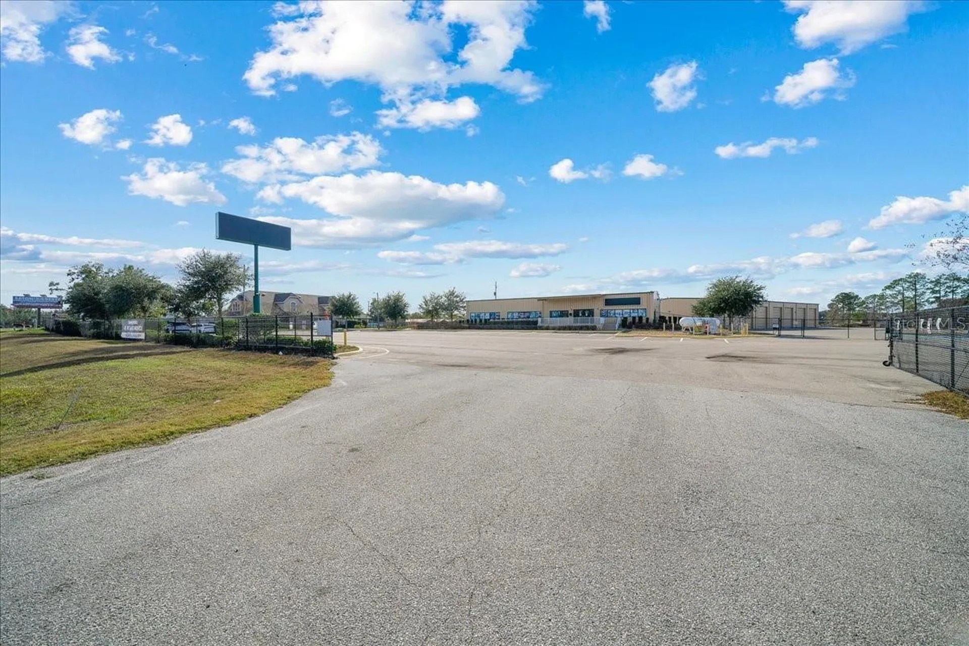13866 S Us Highway 441 Highway Summerfield FL 34491