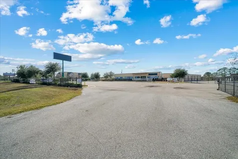 13866 S Us Highway 441 Highway Summerfield FL 34491