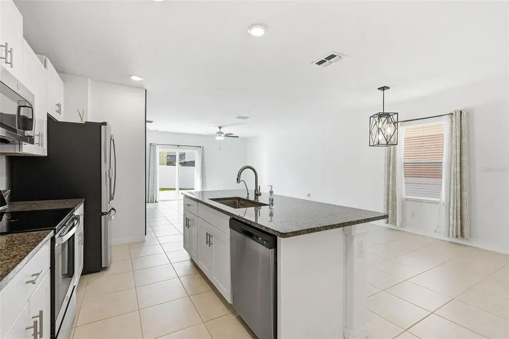6451 Beverly Hills Drive Zephyrhills FL 33541