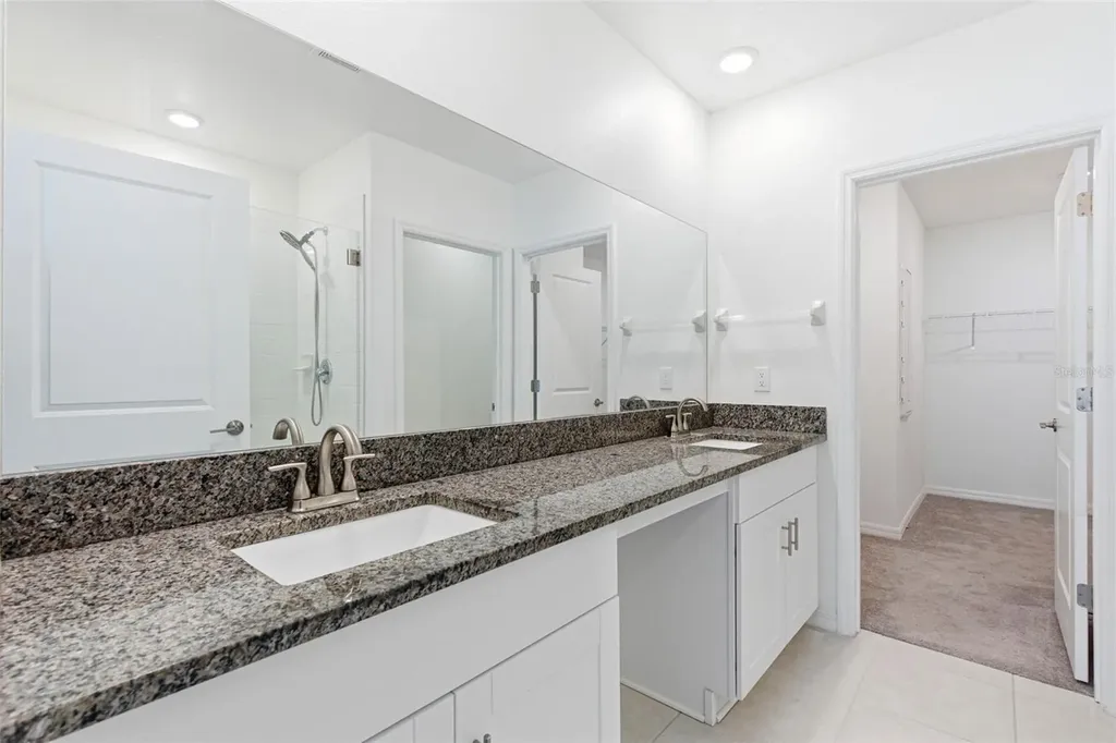 6451 Beverly Hills Drive Zephyrhills FL 33541