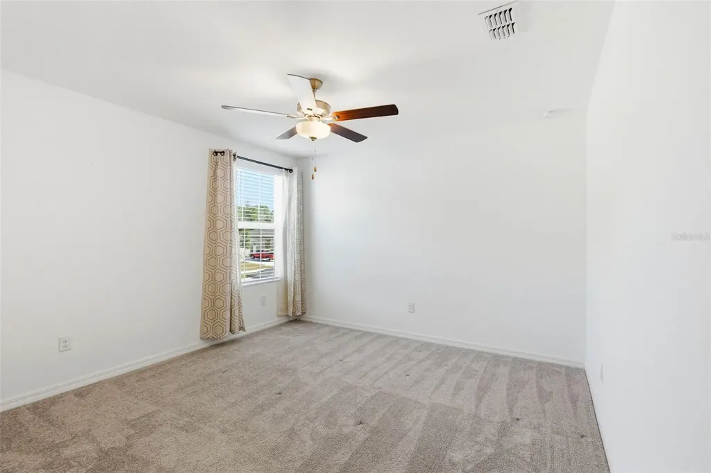 6451 Beverly Hills Drive Zephyrhills FL 33541