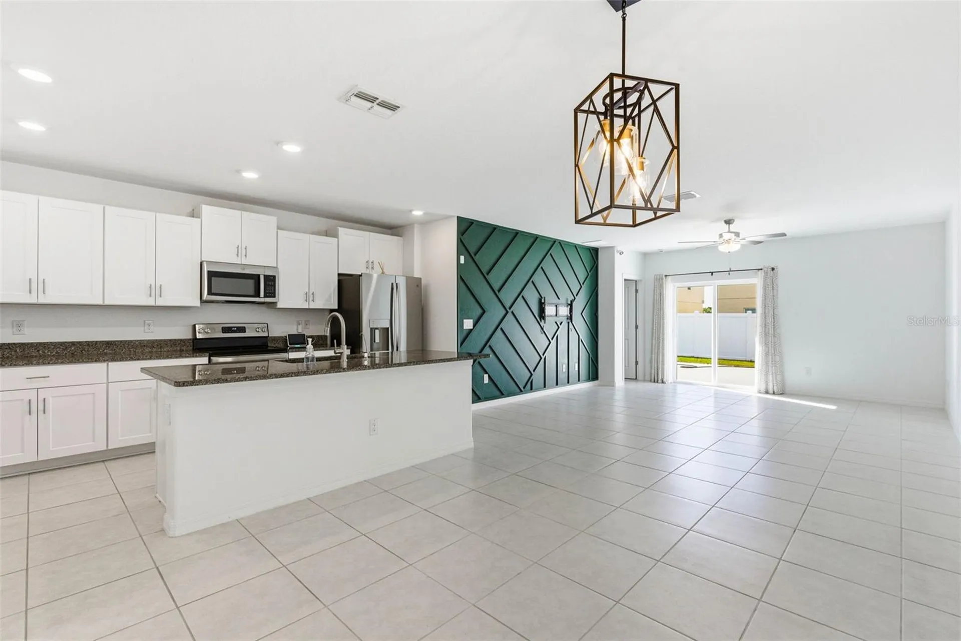 6451 Beverly Hills Drive Zephyrhills FL 33541