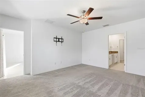 6451 Beverly Hills Drive Zephyrhills FL 33541