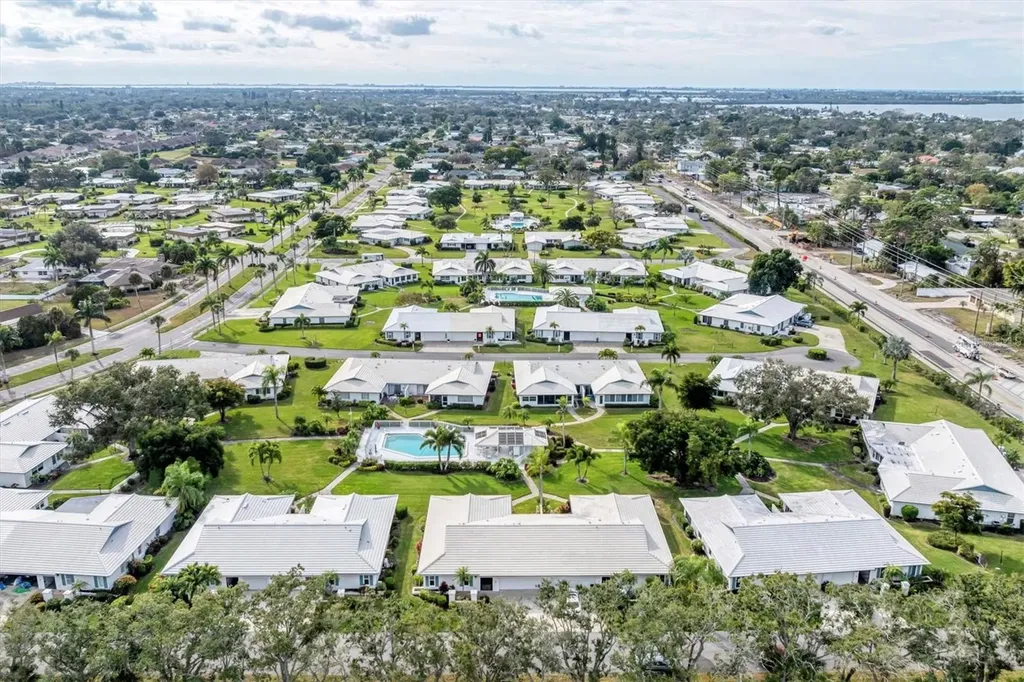 7401 7th Avenue W Bradenton FL 34209