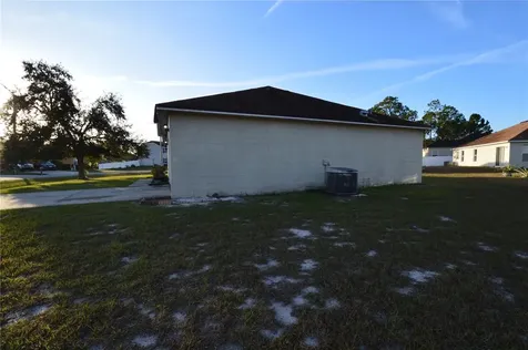 1617 Perdido Court Kissimmee FL 34759