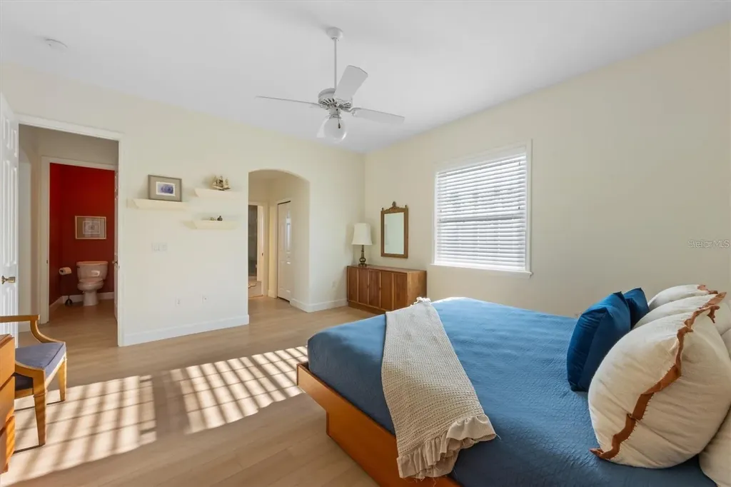504 59th Street Holmes Beach FL 34217