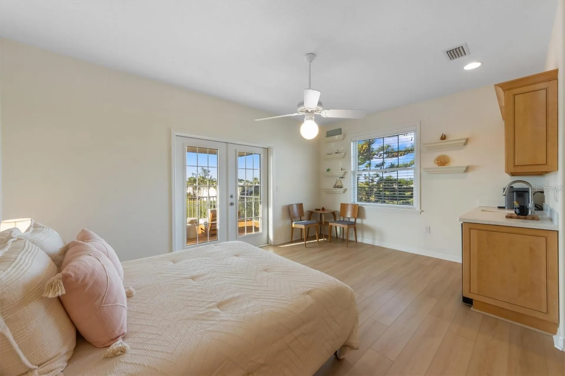 504 59th Street Holmes Beach FL 34217