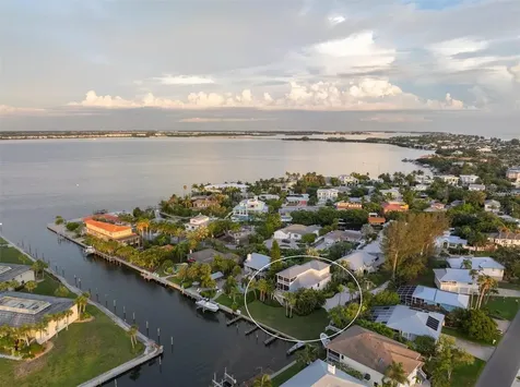 504 59th Street Holmes Beach FL 34217