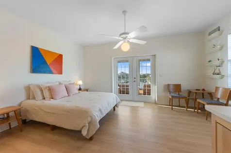 504 59th Street Holmes Beach FL 34217