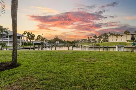 504 59th Street Holmes Beach FL 34217
