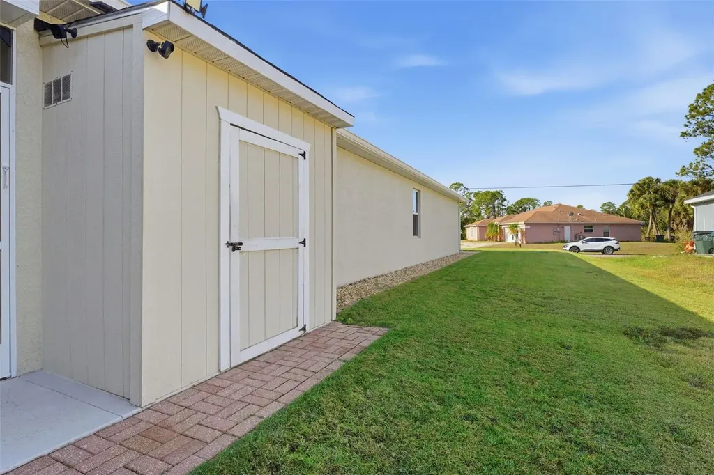 1782 Yankee Terrace North Port FL 34286