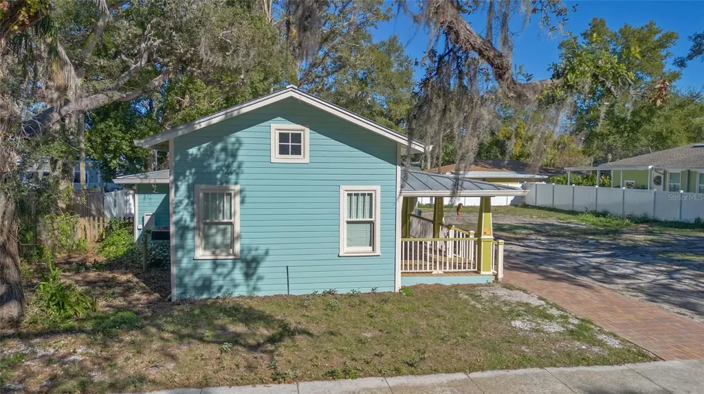 448 Locklie Street Dunedin FL 34698