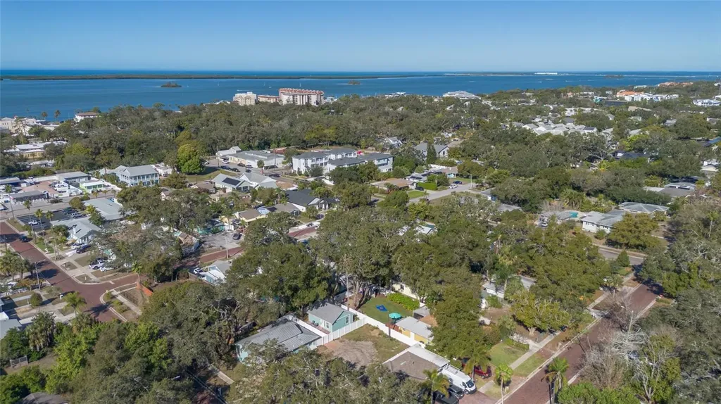 448 Locklie Street Dunedin FL 34698