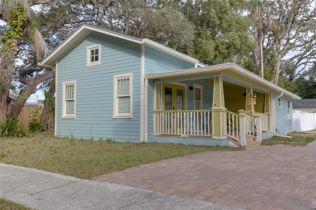 448 Locklie Street Dunedin FL 34698