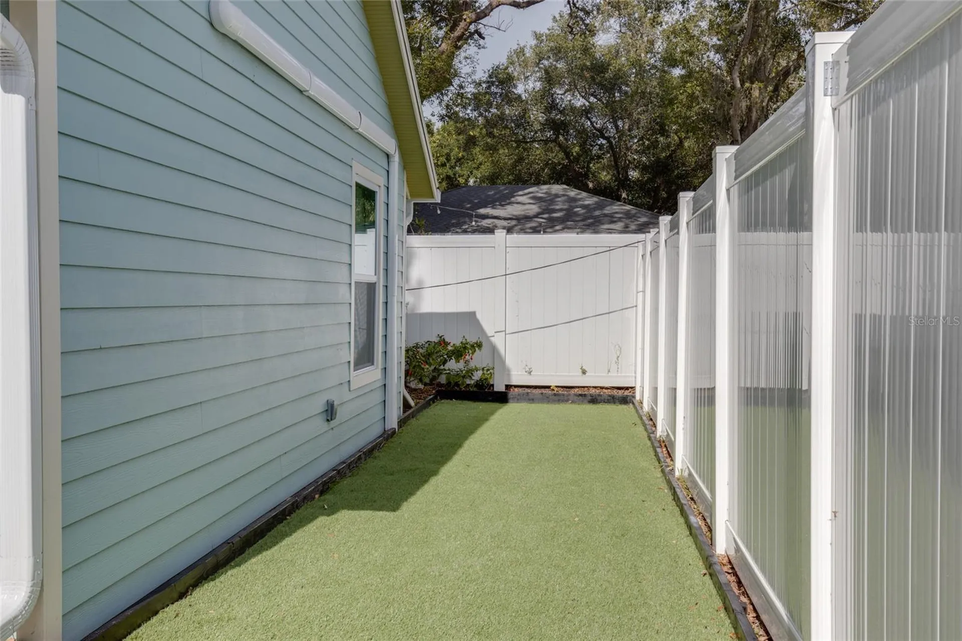 448 Locklie Street Dunedin FL 34698