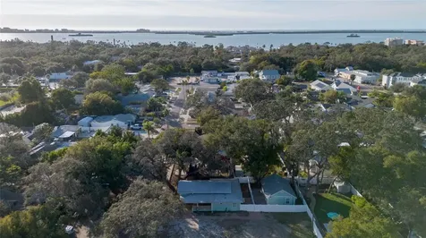 448 Locklie Street Dunedin FL 34698