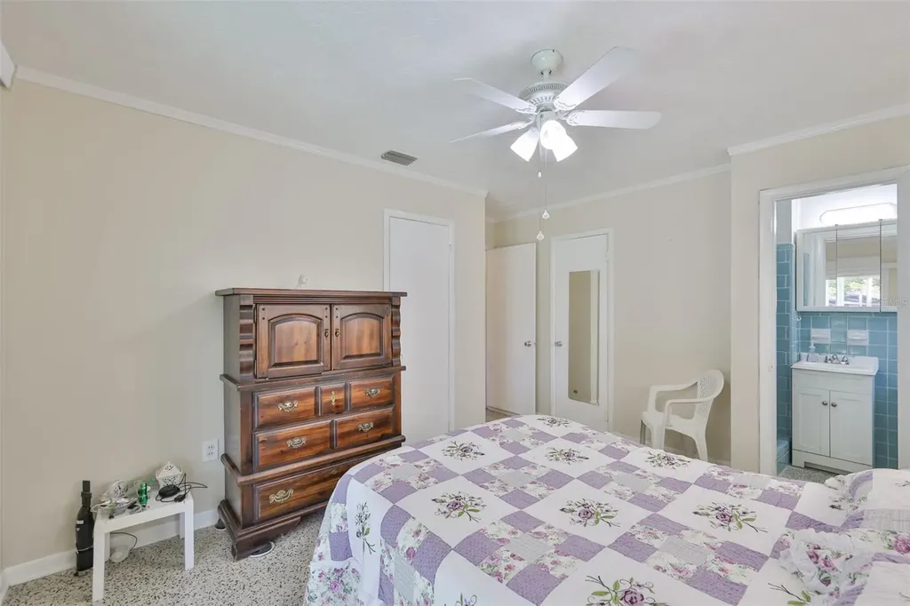 5105 Saint Charles Place Tampa FL 33610