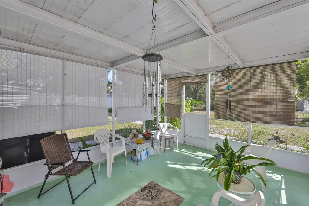 5105 Saint Charles Place Tampa FL 33610