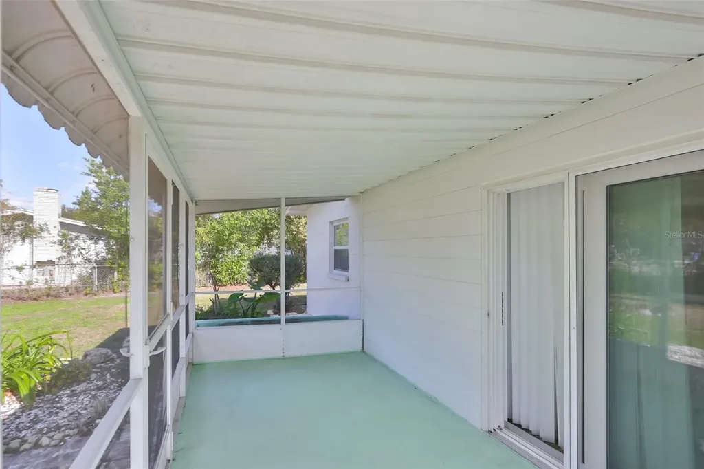 5105 Saint Charles Place Tampa FL 33610