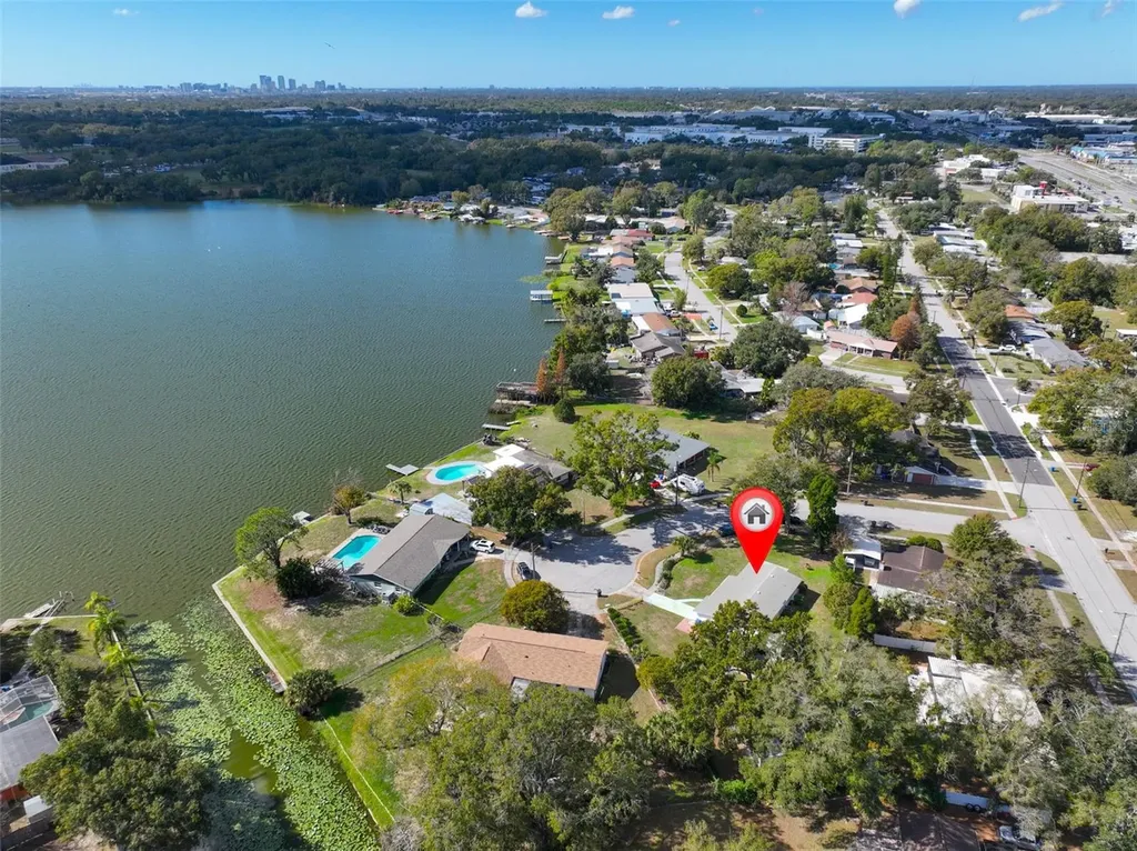 5105 Saint Charles Place Tampa FL 33610